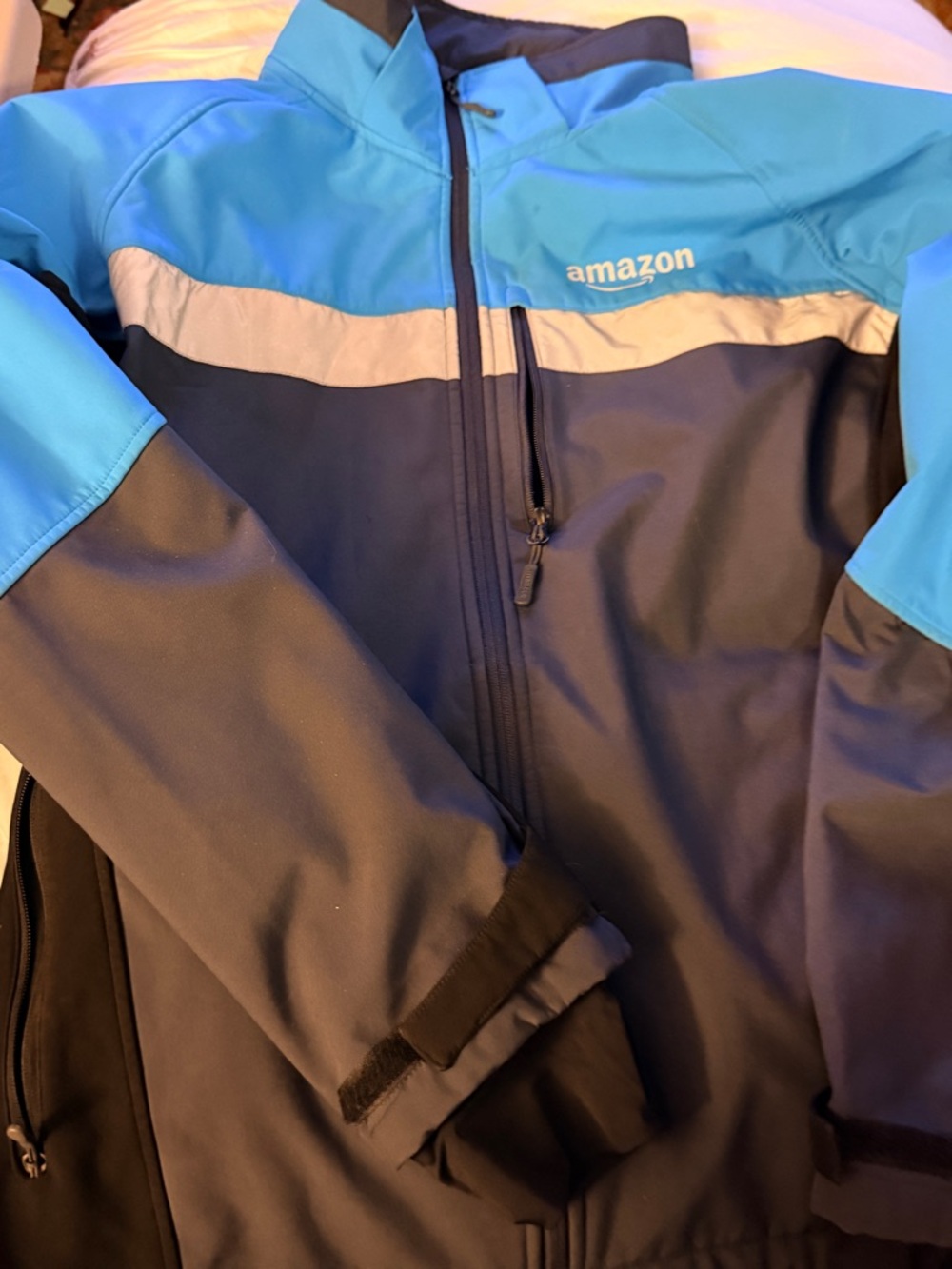 Amazon Blue & Black Fleece-Lined Jacket by Luly Yang